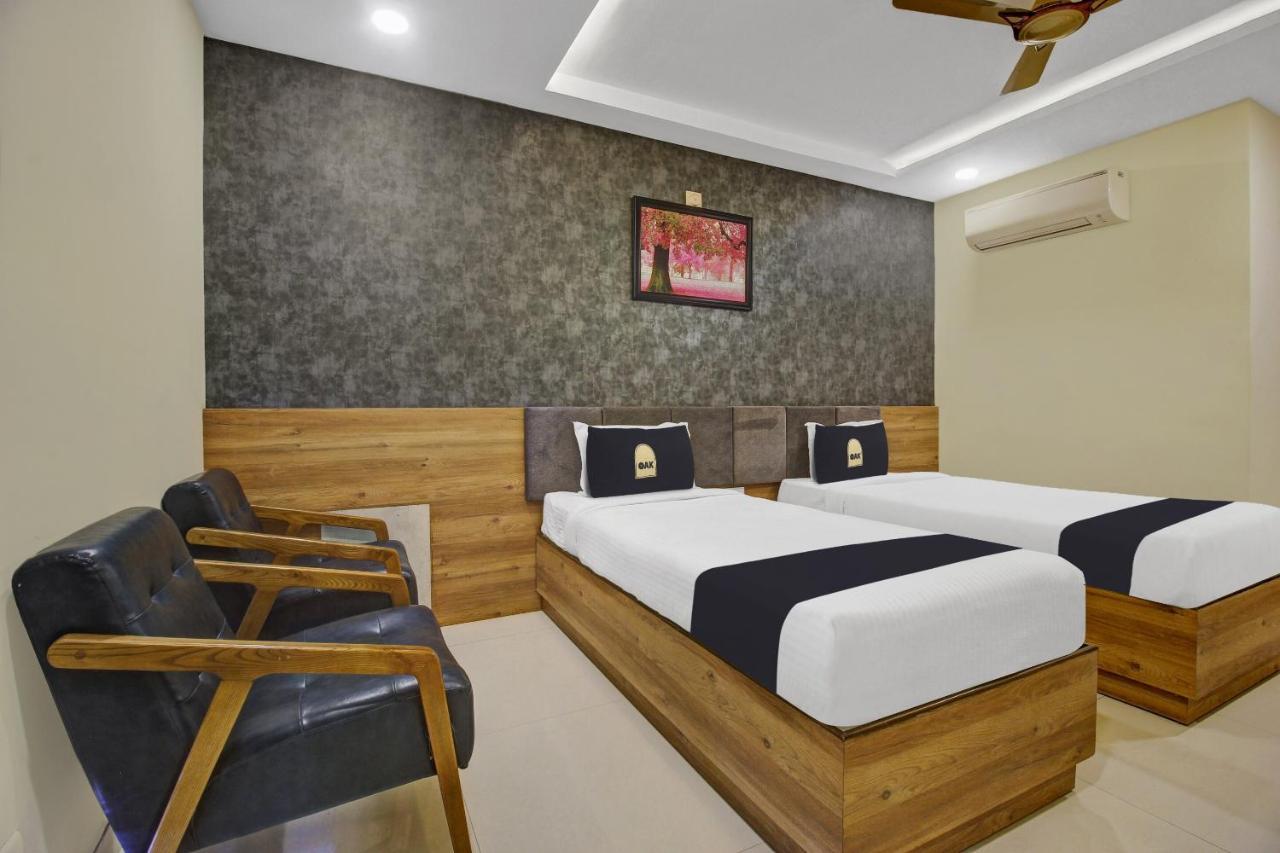 Collection O Hotel Swagath Pride Mancheral Exterior photo