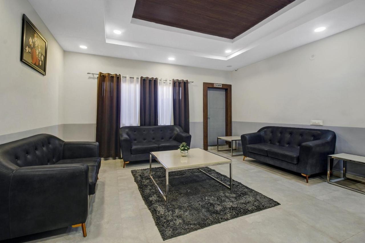 Collection O Hotel Swagath Pride Mancheral Exterior photo